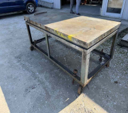 Sto za varenje na prodaju  